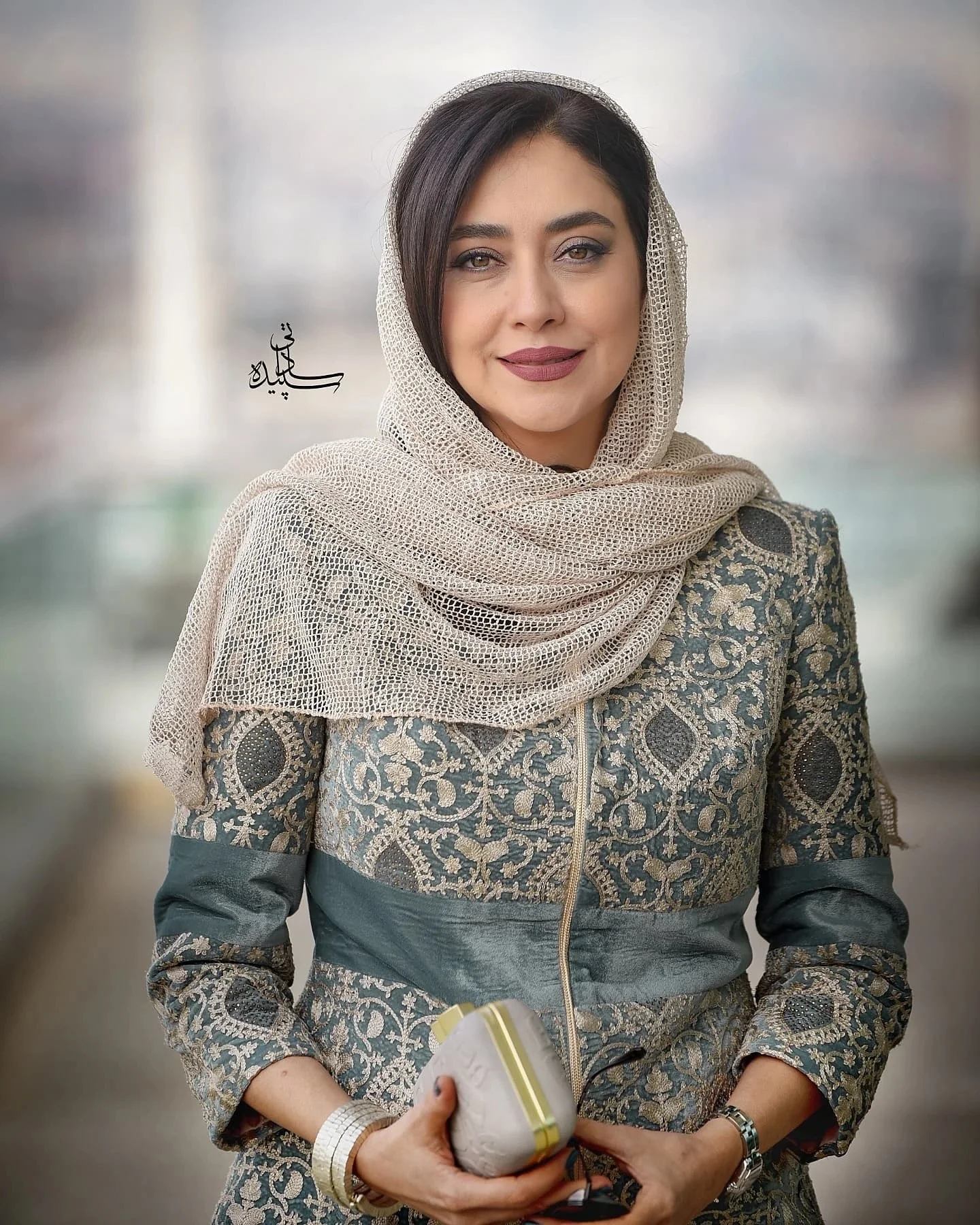 استایل متفاوت بهاره کیان‌افشار با کیف خاص NIMANY؛ انتخابی ظریف و چشم‌نواز - تصویر ۳ - وب‌گردی