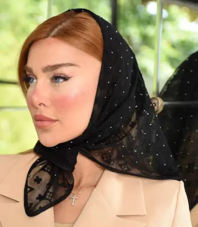خرید مینی اسکارف؛ از ۵۸ هزار تومان تا مدل‌های ابریشم