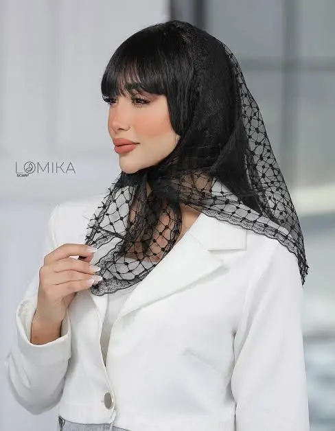 مینی اسکارف مجلسی؛ از ابریشم و ساتن تا توری و گیپور - تصویر ۴ - استایل و پوشاک